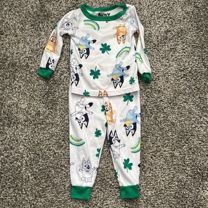 Bluey 2pc pajama set size 18mos